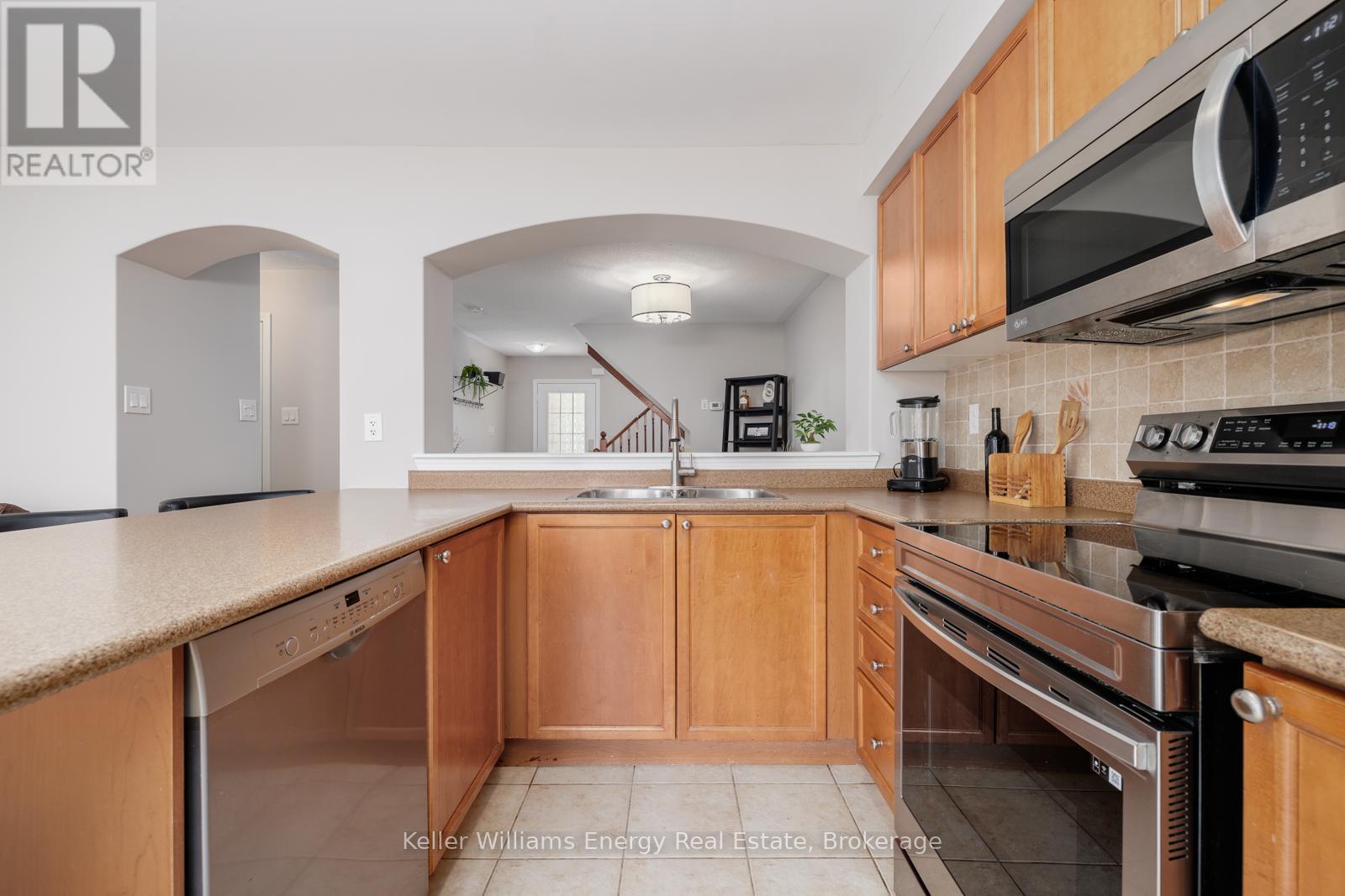 926 Burrows Gate, Milton, Ontario  L9T 0K7 - Photo 10 - W13480790