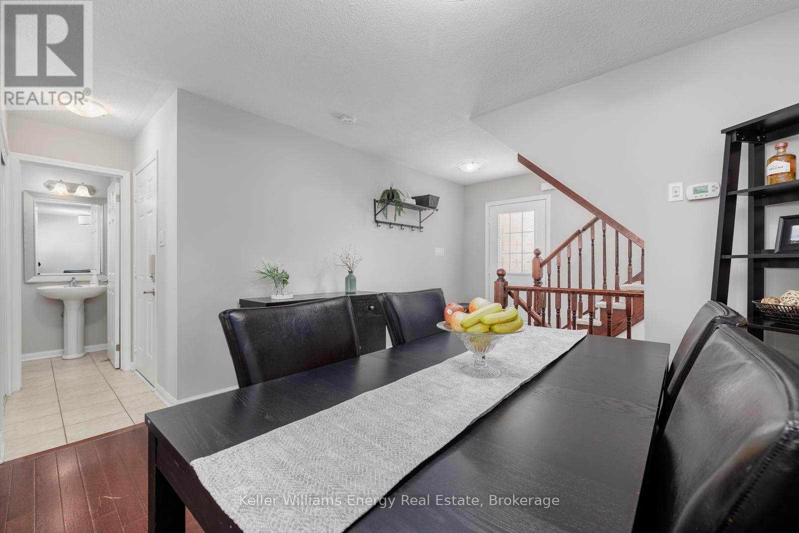 926 Burrows Gate, Milton, Ontario  L9T 0K7 - Photo 5 - W13480790