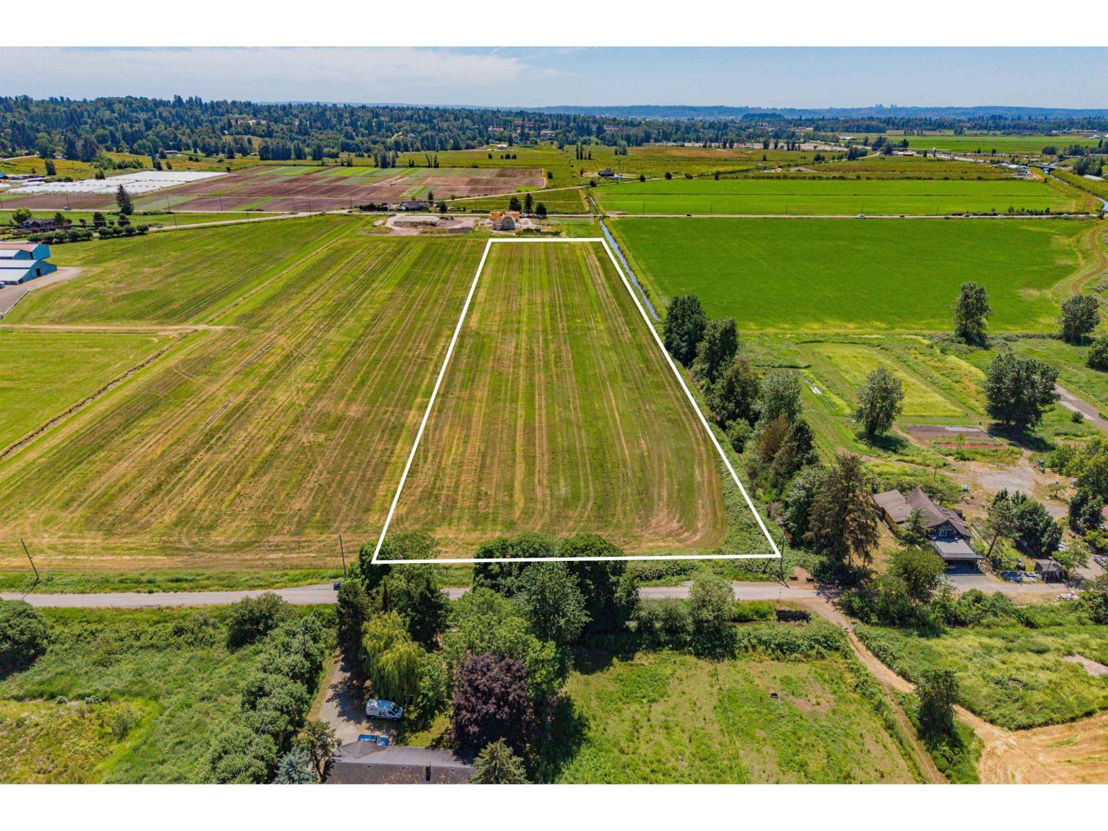 18022 83 Avenue, Surrey, British Columbia  V4N 6A8 - Photo 2 - R3090739