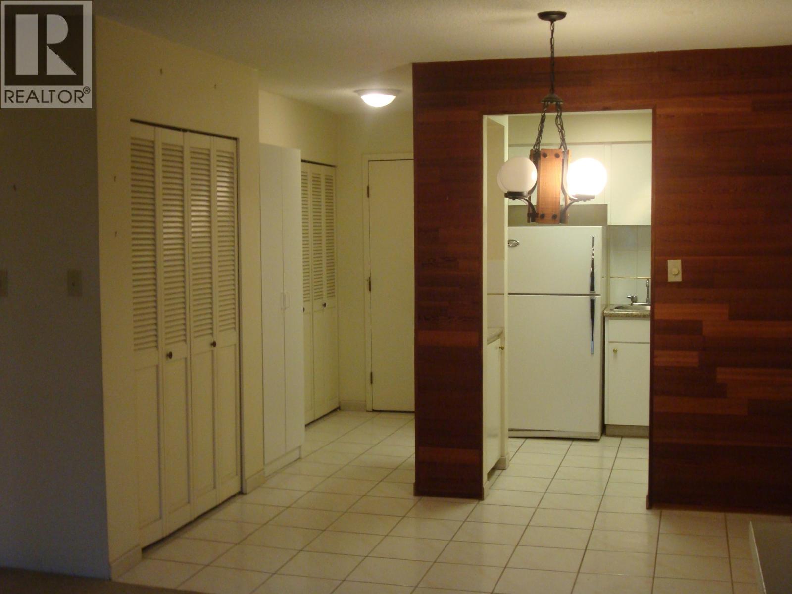 216 3150 Prince Edward Street, Vancouver, British Columbia  V5T 3N6 - Photo 2 - R3108539