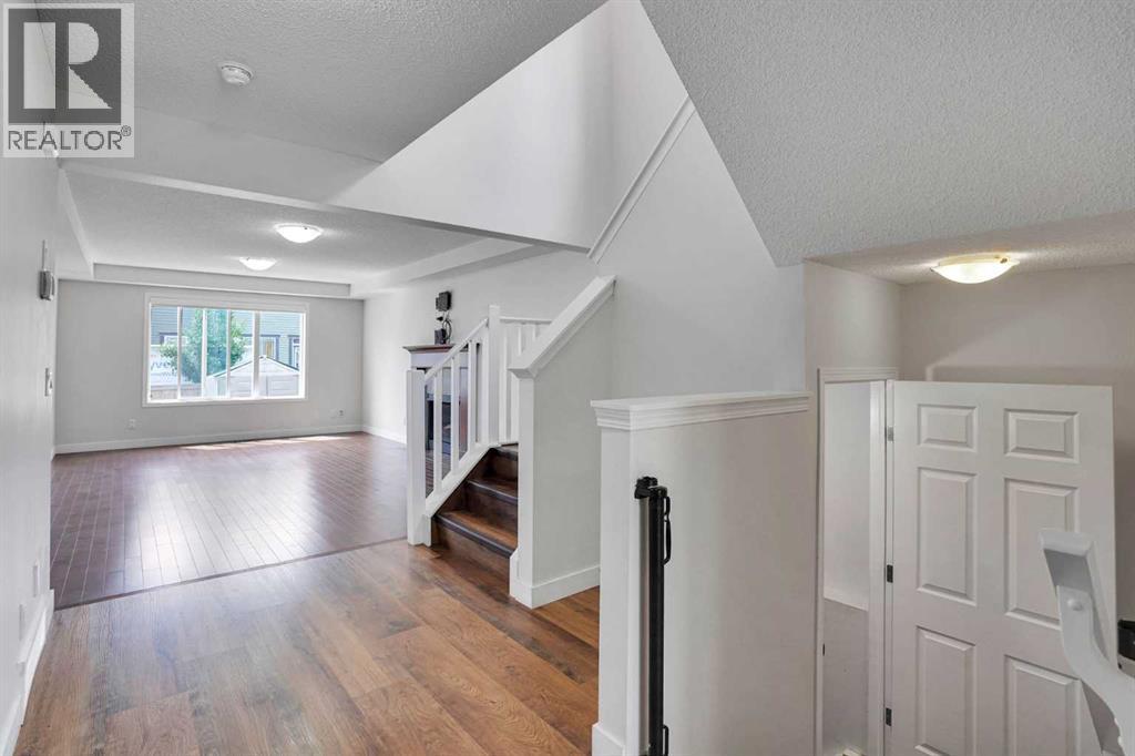 209 Windford Park SW, Airdrie, Alberta  T4B 4E9 - Photo 4 - A2322977