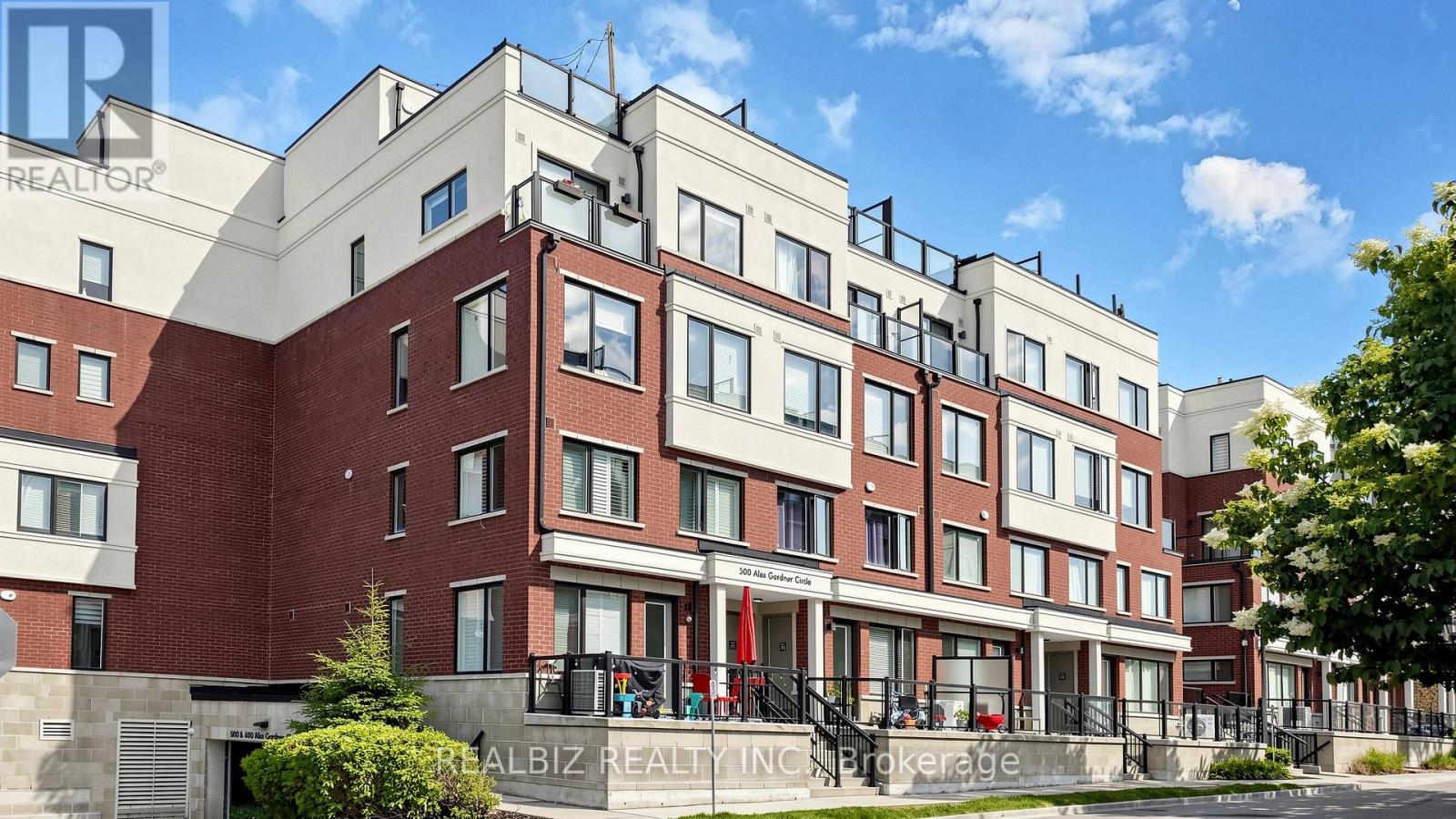 99 - 500 Alex Gardner Circle, Aurora, Ontario  L4G 3G5 - Photo 2 - N13104968