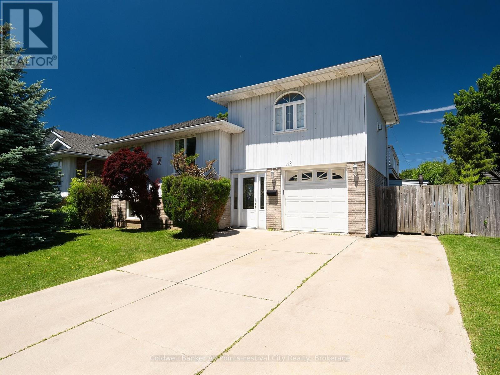 46 LEE CRESCENT, Goderich, Ontario