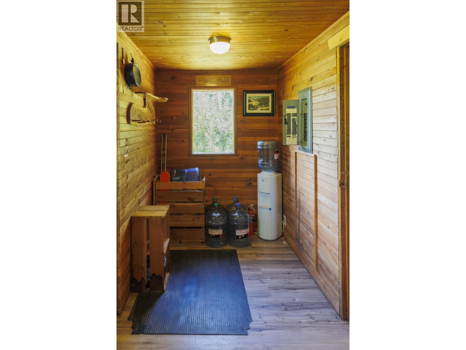 4600 Eddy Road, Mcbride, British Columbia  V0J 2E0 - Photo 13 - R3139082