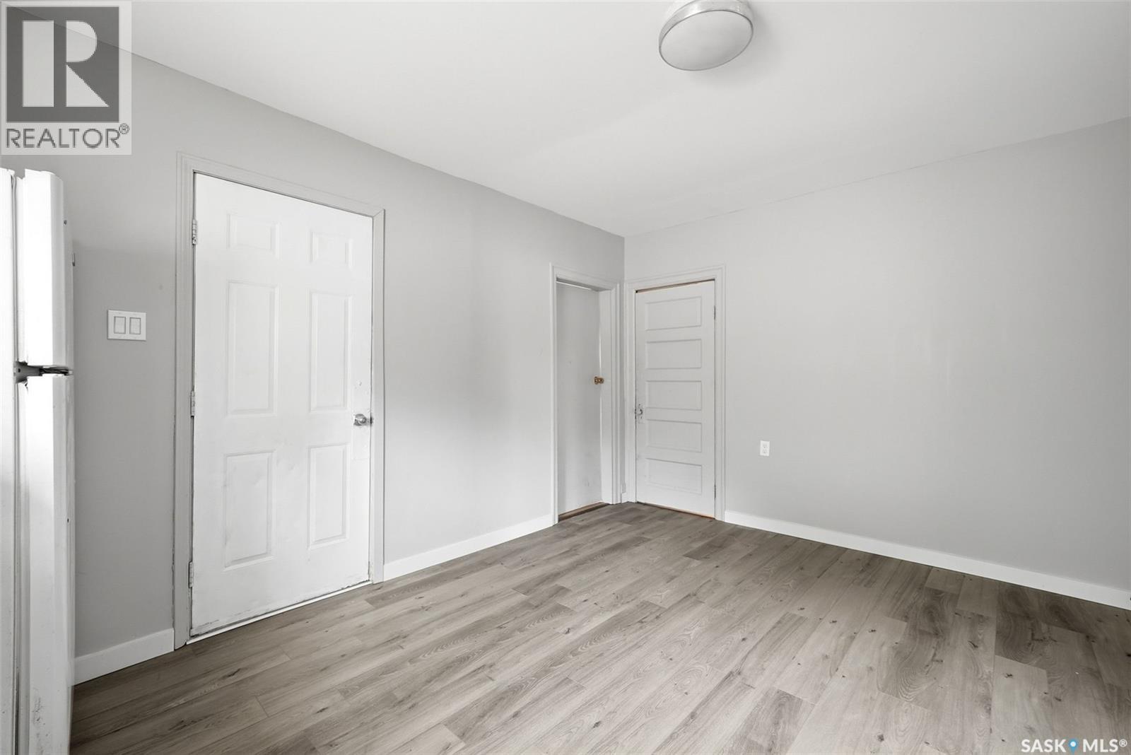 214 Edward Street, Regina, Saskatchewan  S4R 4W1 - Photo 8 - SK040433