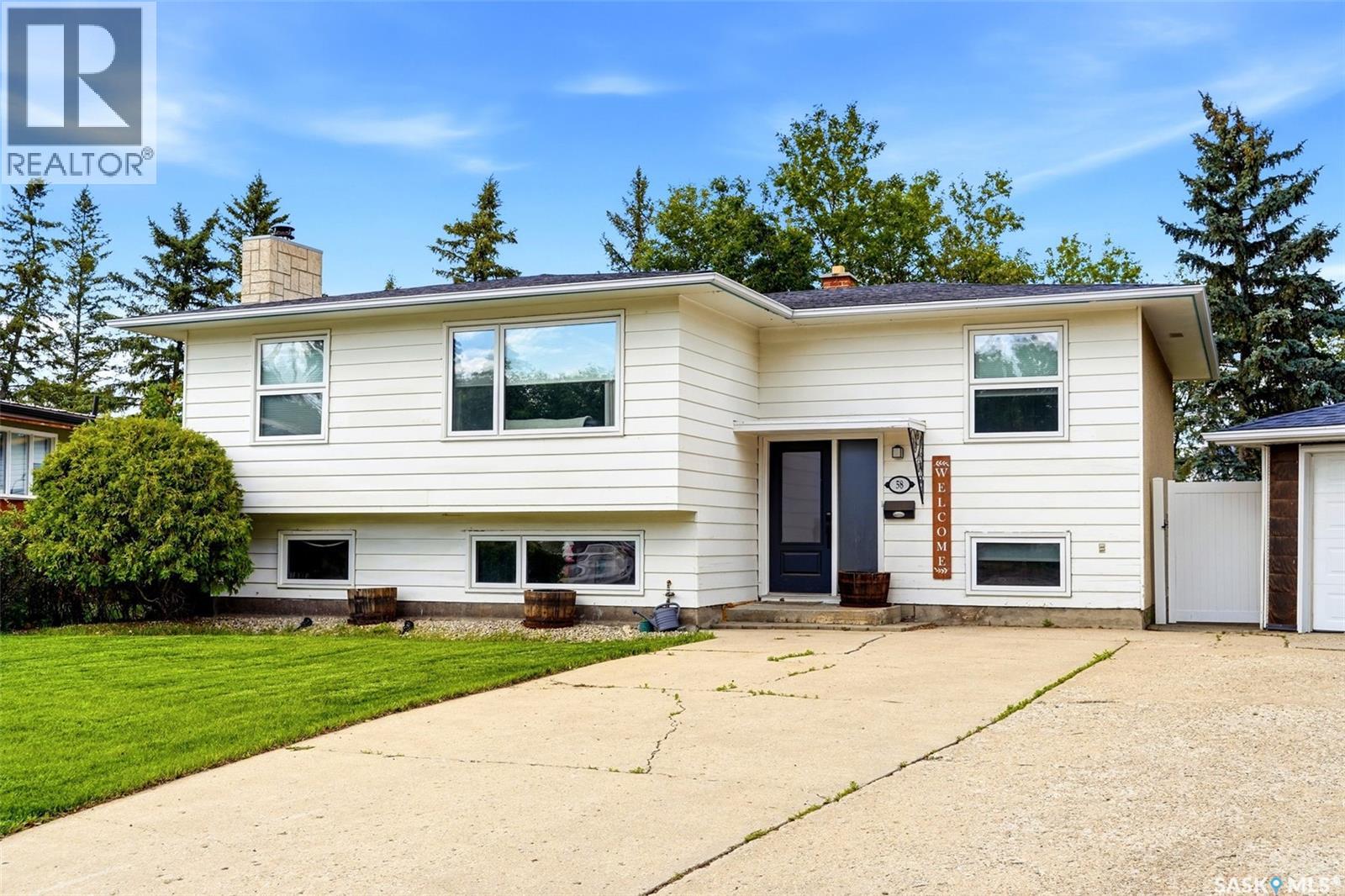 58 Norwood Crescent, Regina, Saskatchewan  S4R 0A1 - Photo 4 - SK040381