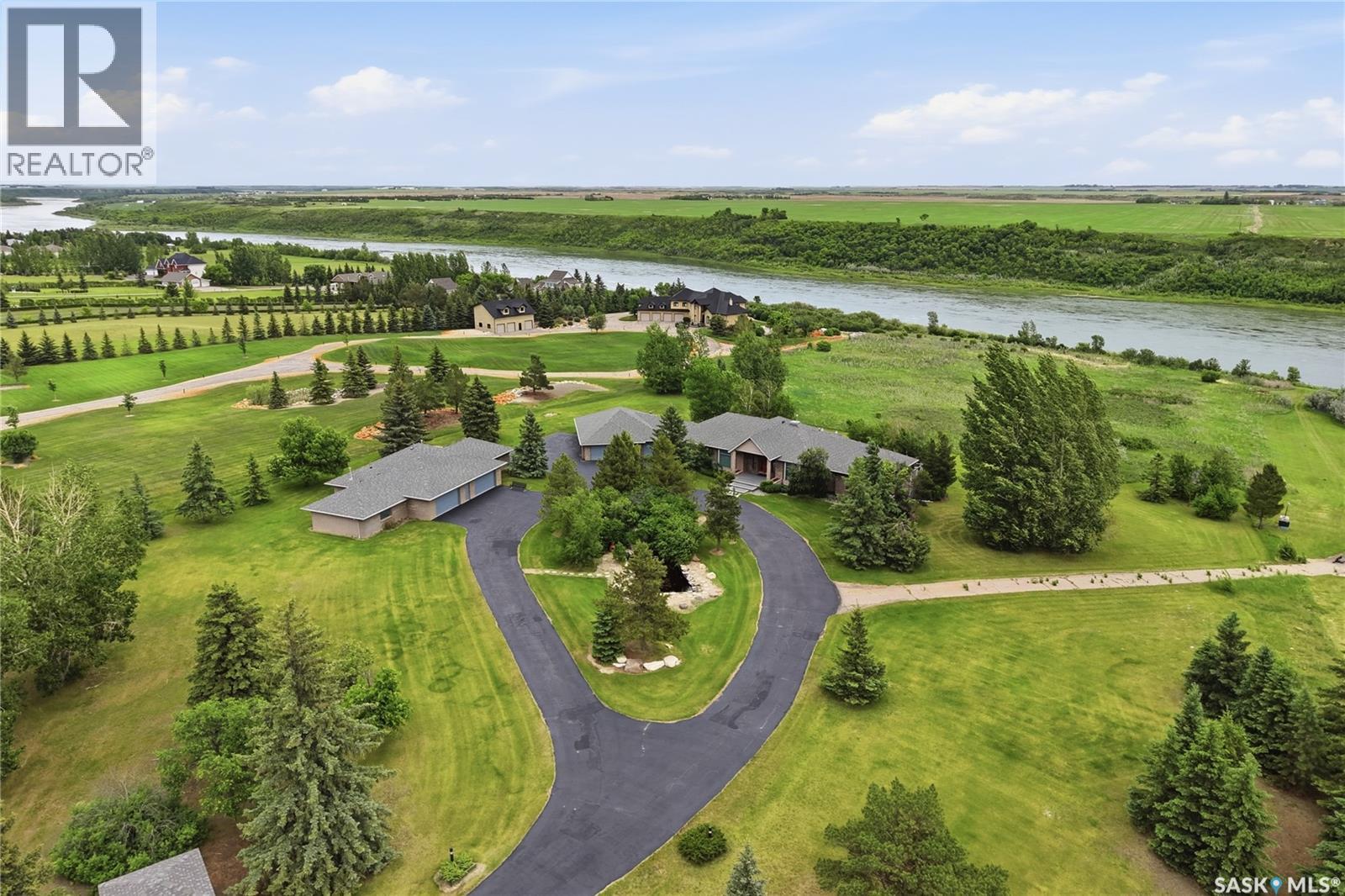 48 Cathedral Bluffs ROAD, Corman Park Rm No. 344, Saskatchewan