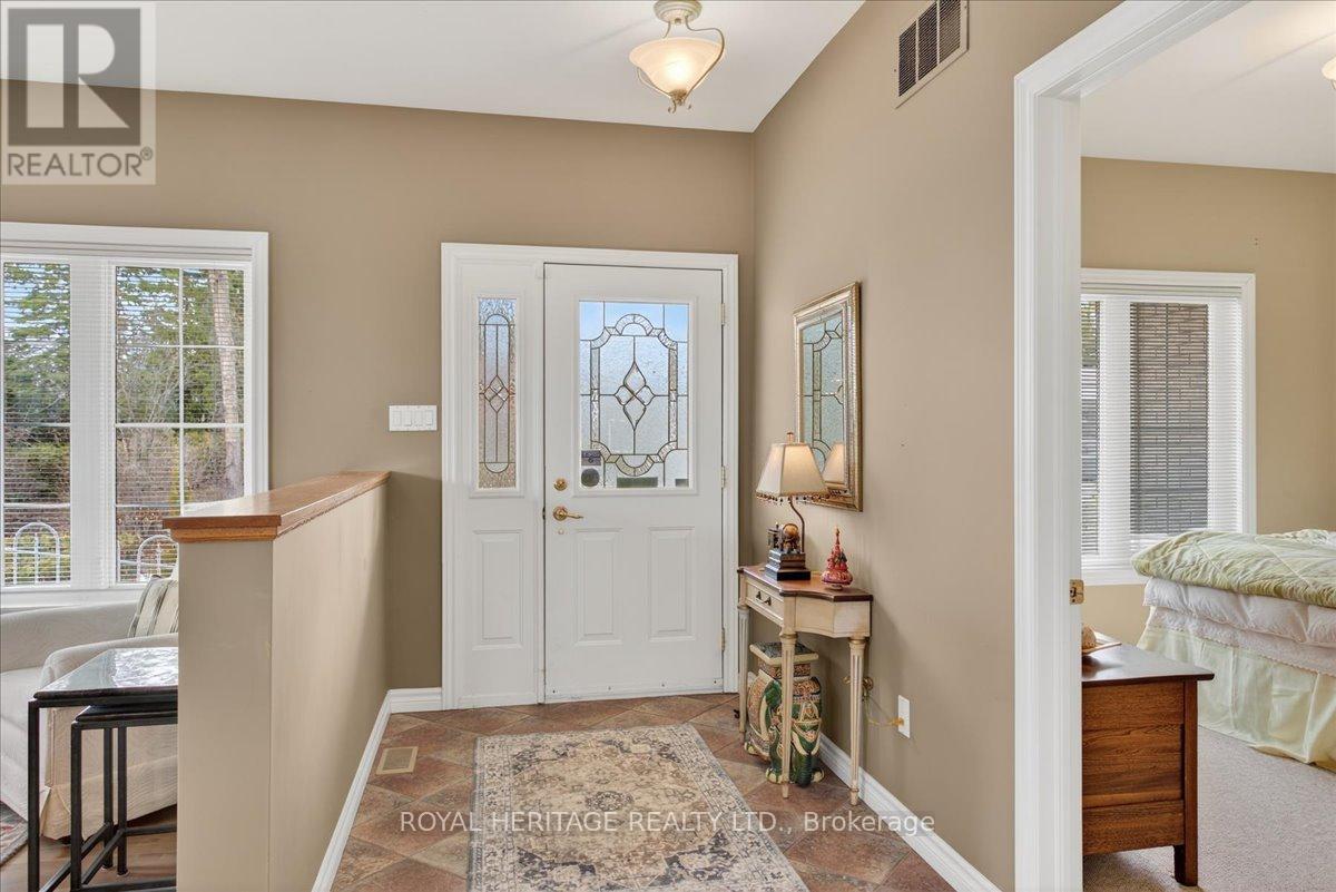 4 Kennedy Drive, Kawartha Lakes, Ontario  K0M 1N0 - Photo 3 - X12951282