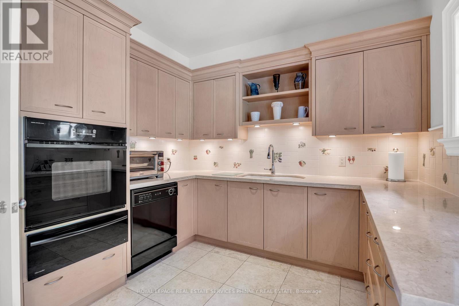 35 Brentwood Road, Oakville, Ontario  L6J 4B7 - Photo 21 - W13474492