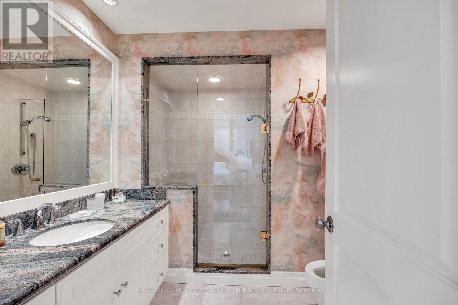35 Brentwood Road, Oakville, Ontario  L6J 4B7 - Photo 34 - W13474492
