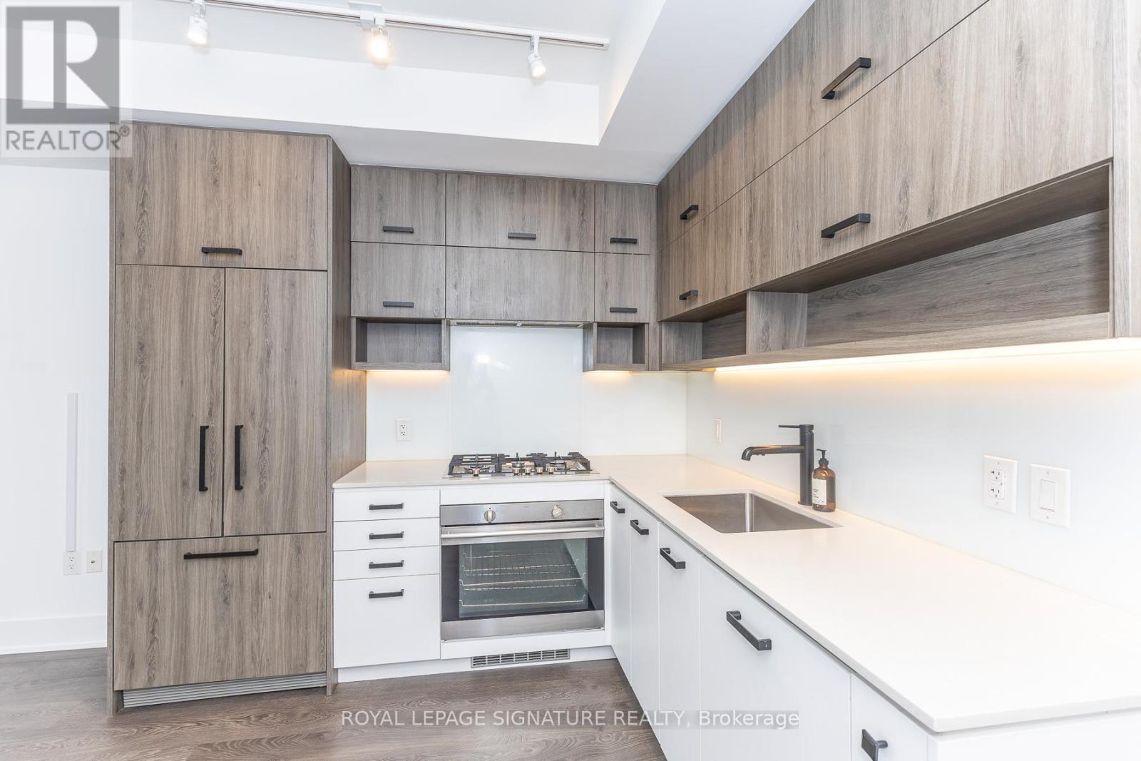 204 - 1888 Queen Street E, Toronto, Ontario  M4L 1H4 - Photo 9 - E13480902