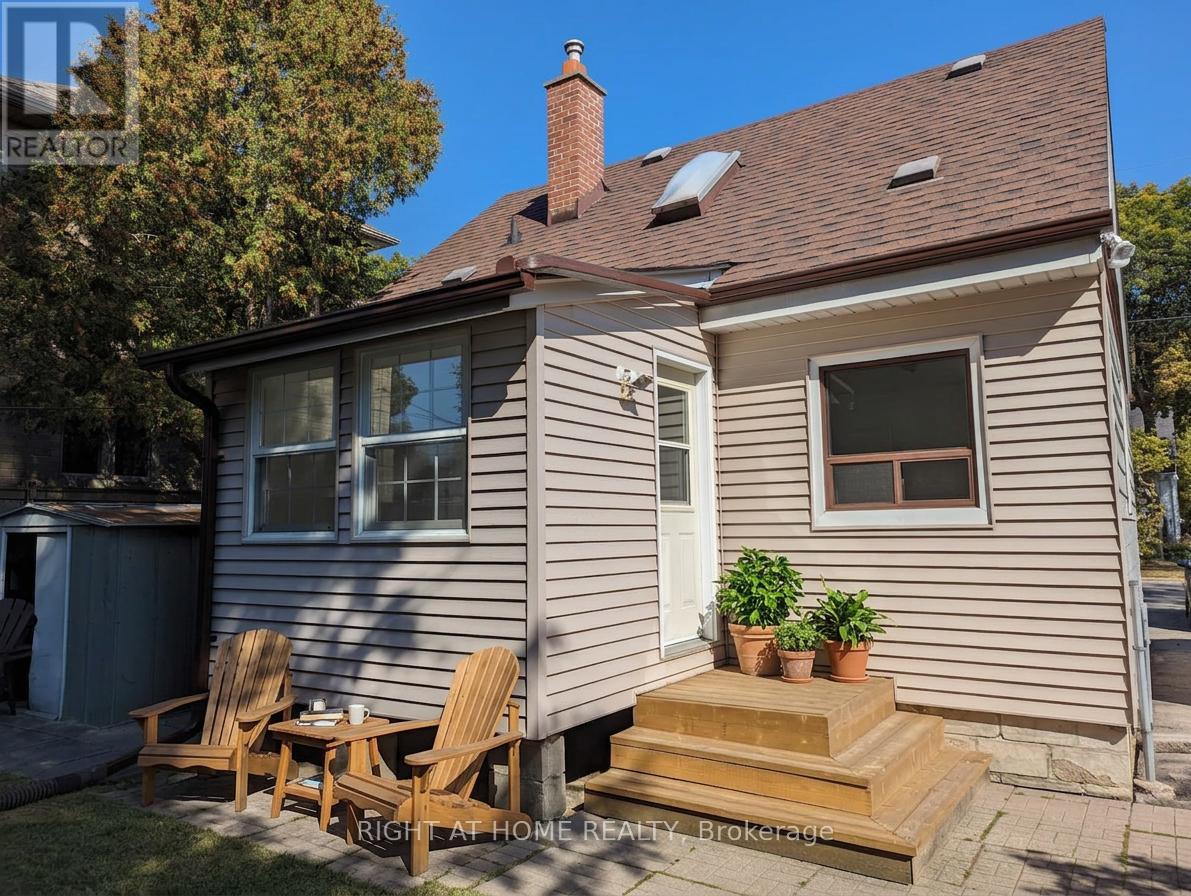 24 Harewood Avenue, Toronto, Ontario  M1M 2R2 - Photo 2 - E13481006
