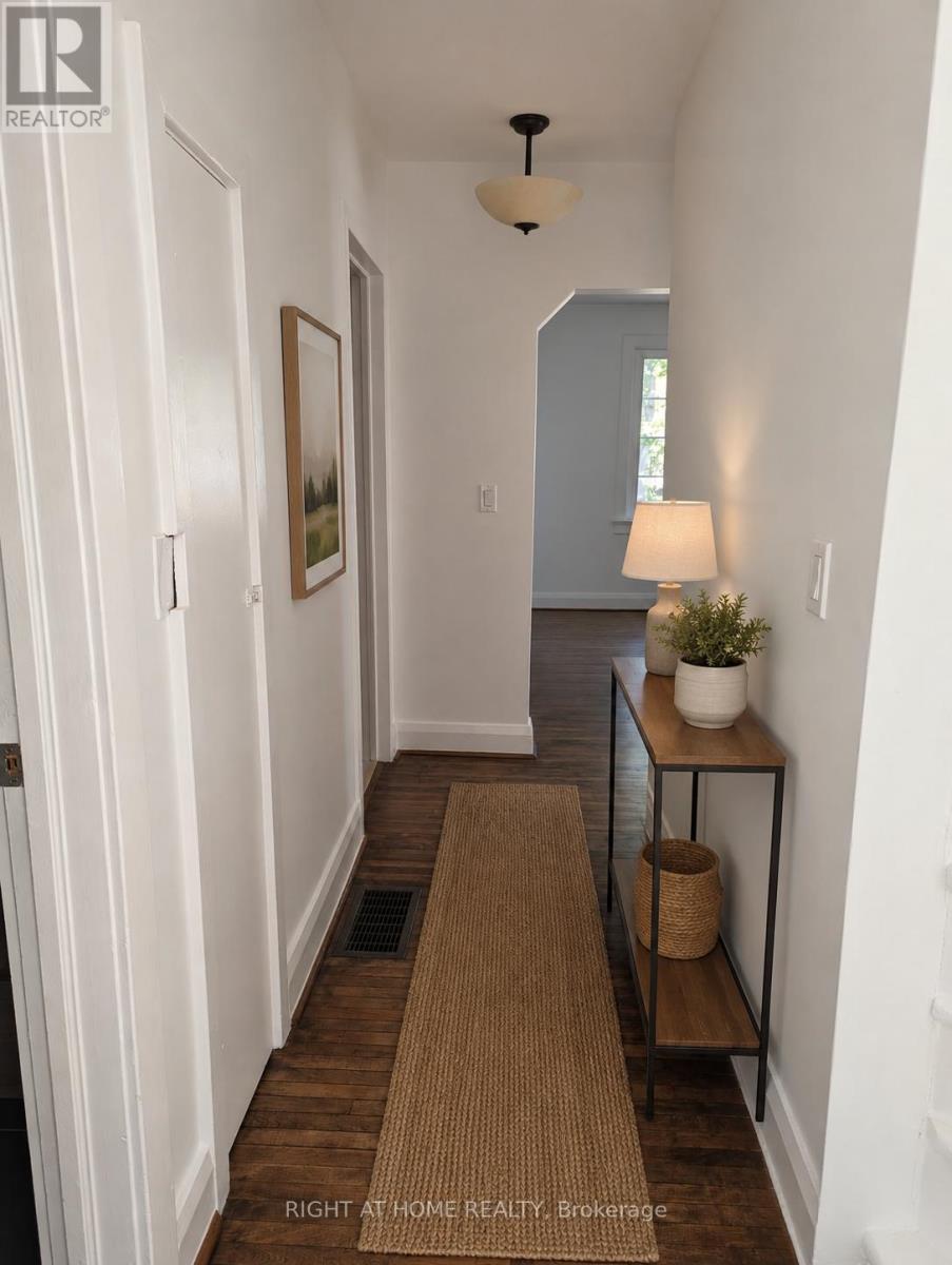 24 Harewood Avenue, Toronto, Ontario  M1M 2R2 - Photo 21 - E13481006