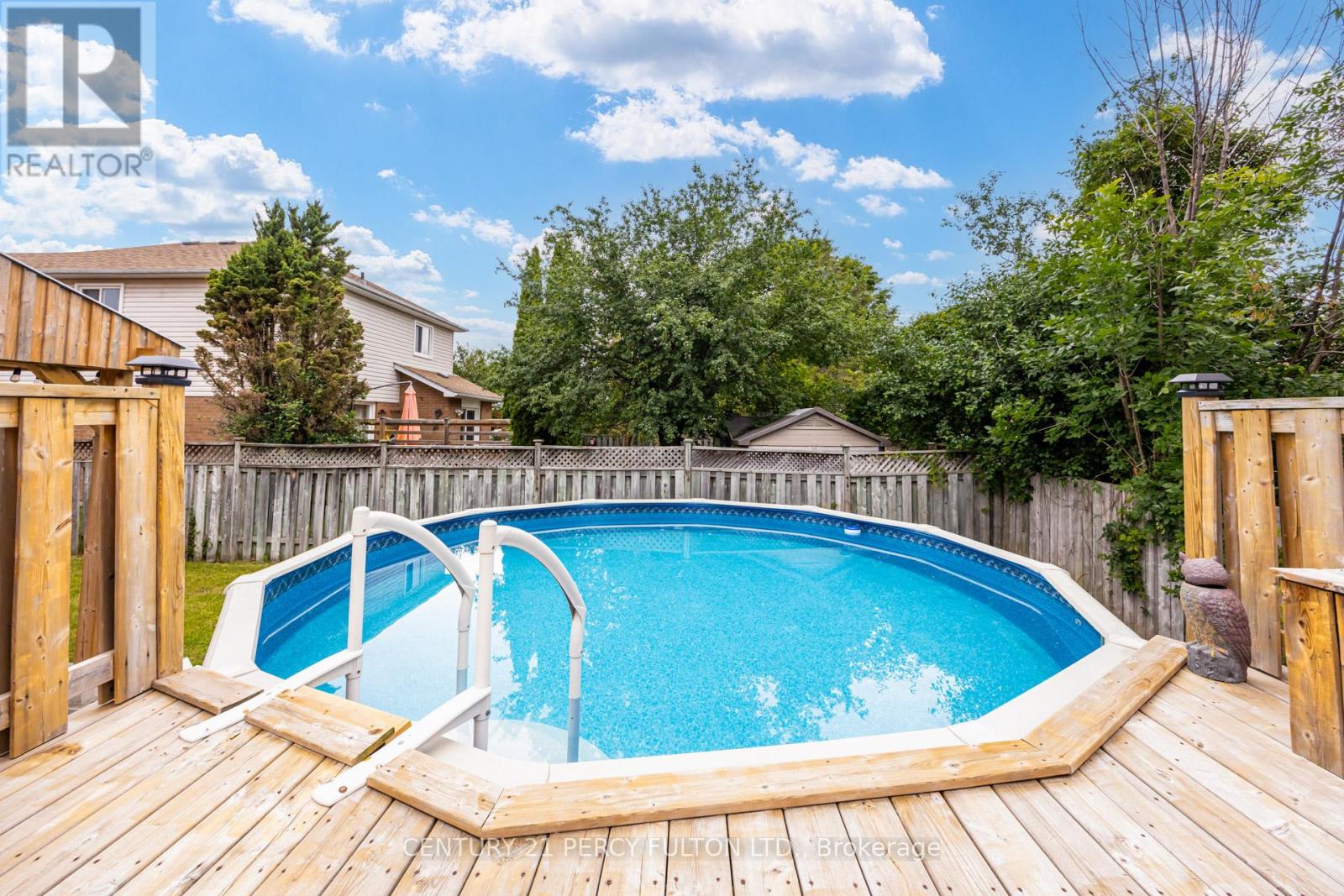 15 Jollow Drive, Clarington, Ontario  L1C 4V9 - Photo 2 - E13481024
