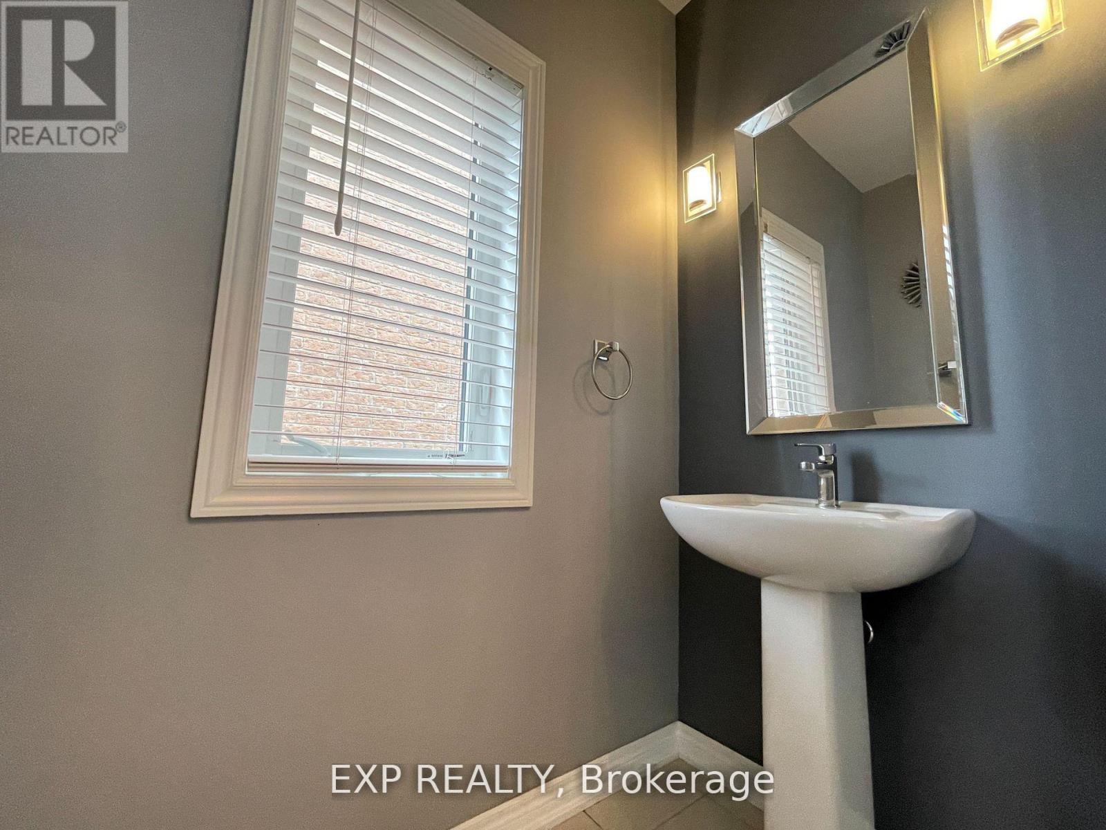 740 Clifford Perry Place, Newmarket, Ontario L3X 0J3 - Photo 8 - N13480888