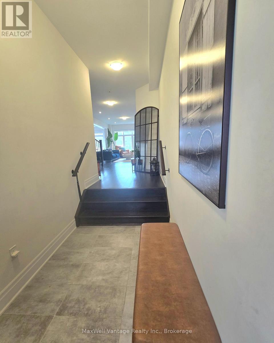 24 Tatton Court, King, Ontario  L7B 0C3 - Photo 2 - N13480918