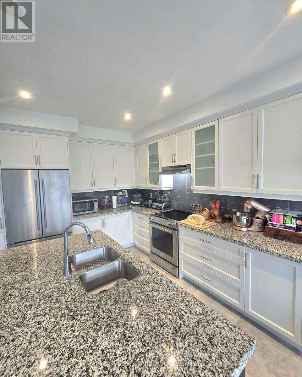 24 Tatton Court, King, Ontario  L7B 0C3 - Photo 6 - N13480918