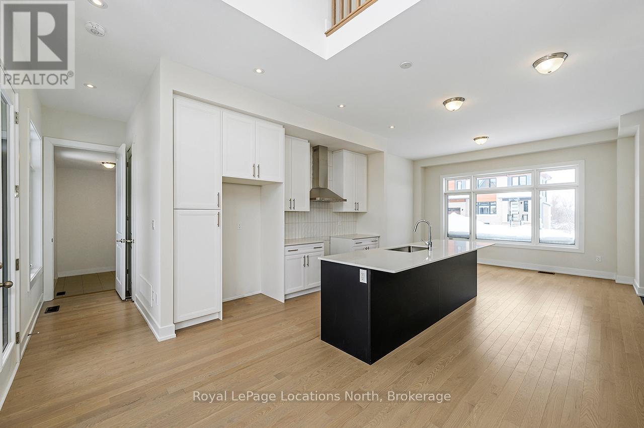 111 Clement Lane, Blue Mountains, Ontario  N0H 1J0 - Photo 10 - X12824810