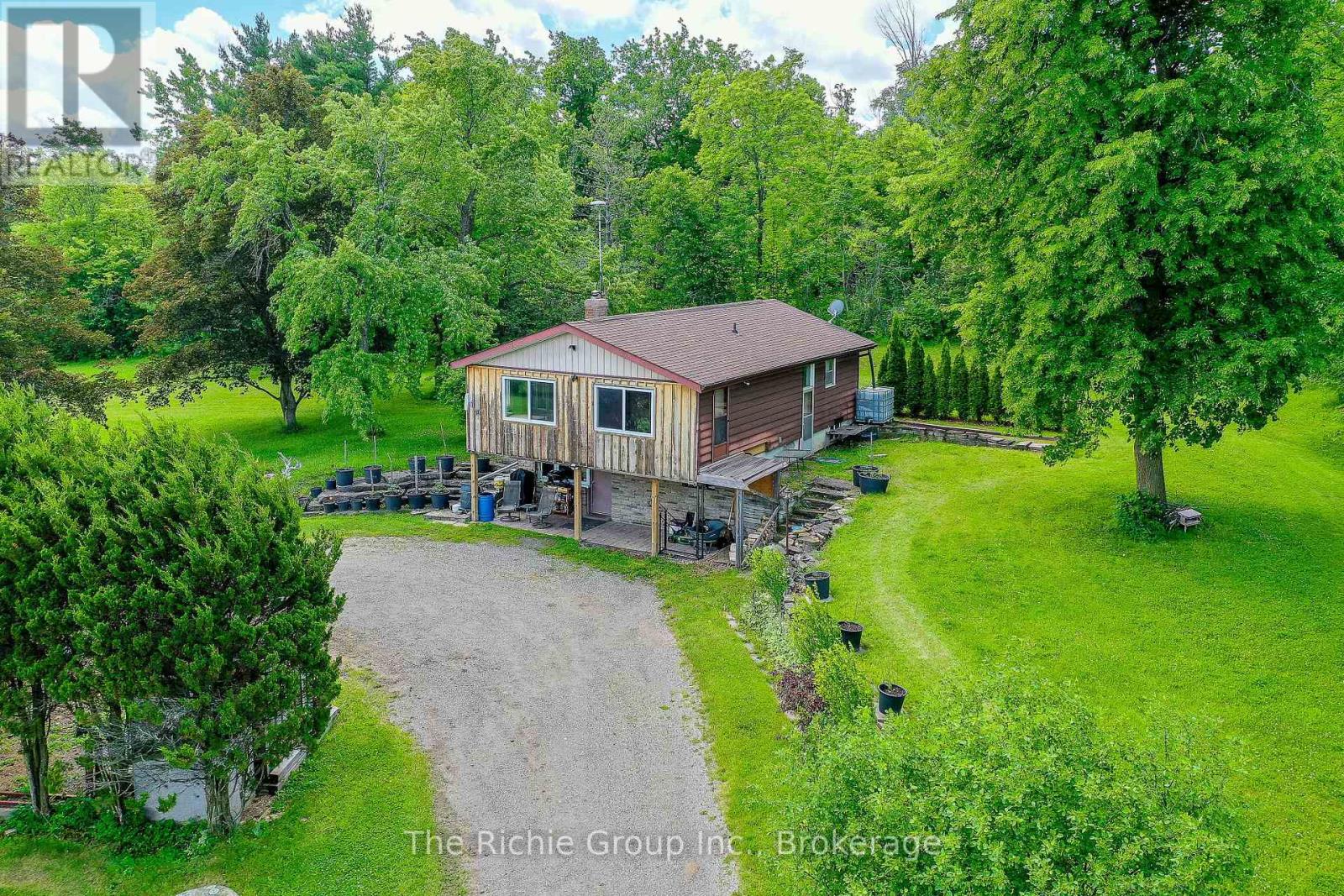 13494 Tenth Line, Halton Hills, Ontario L7G 4S8 - Photo 7 - W13480806