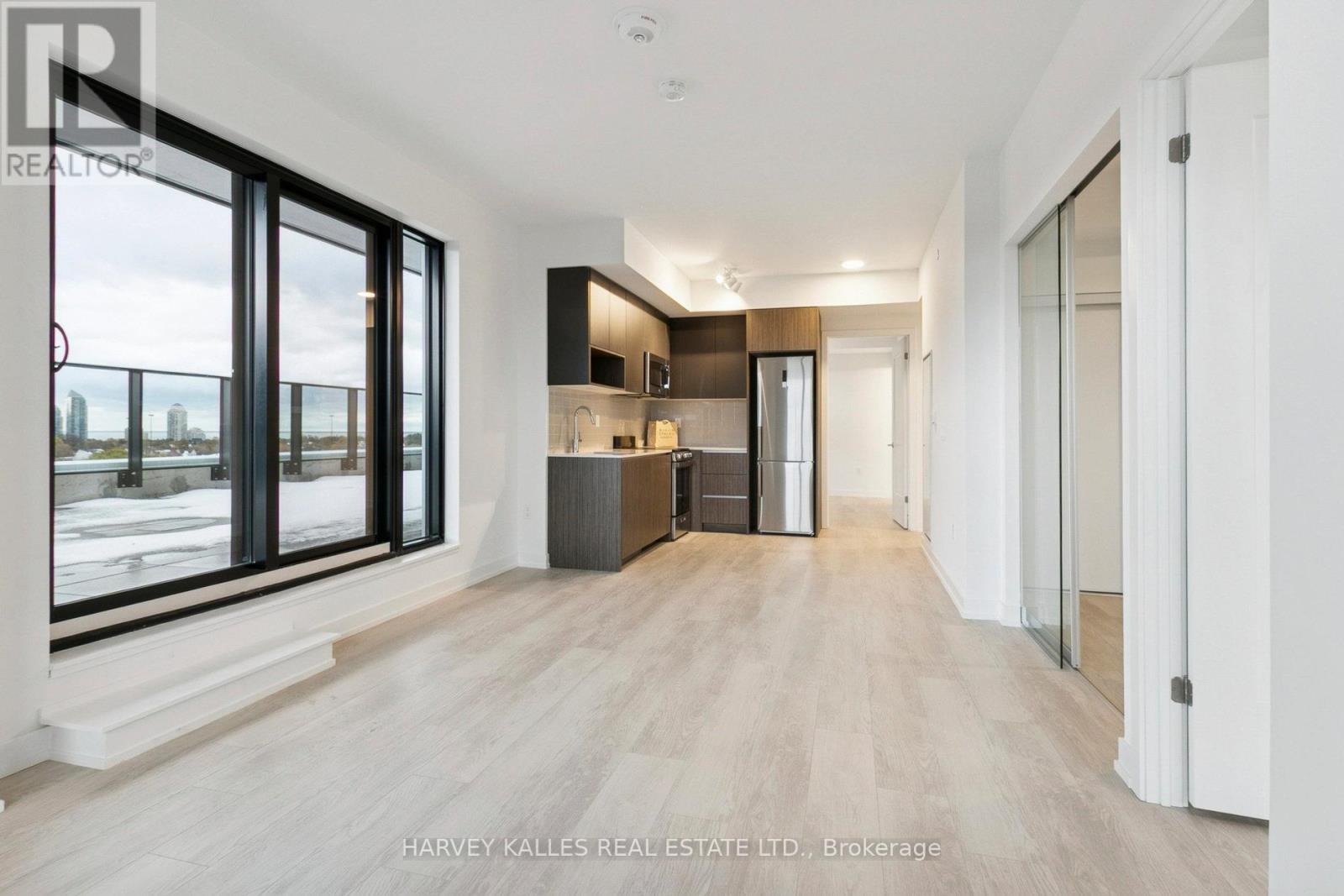 706 - 801 The Queensway, Toronto, Ontario M8Z 6A8 - Photo 7 - W13480946