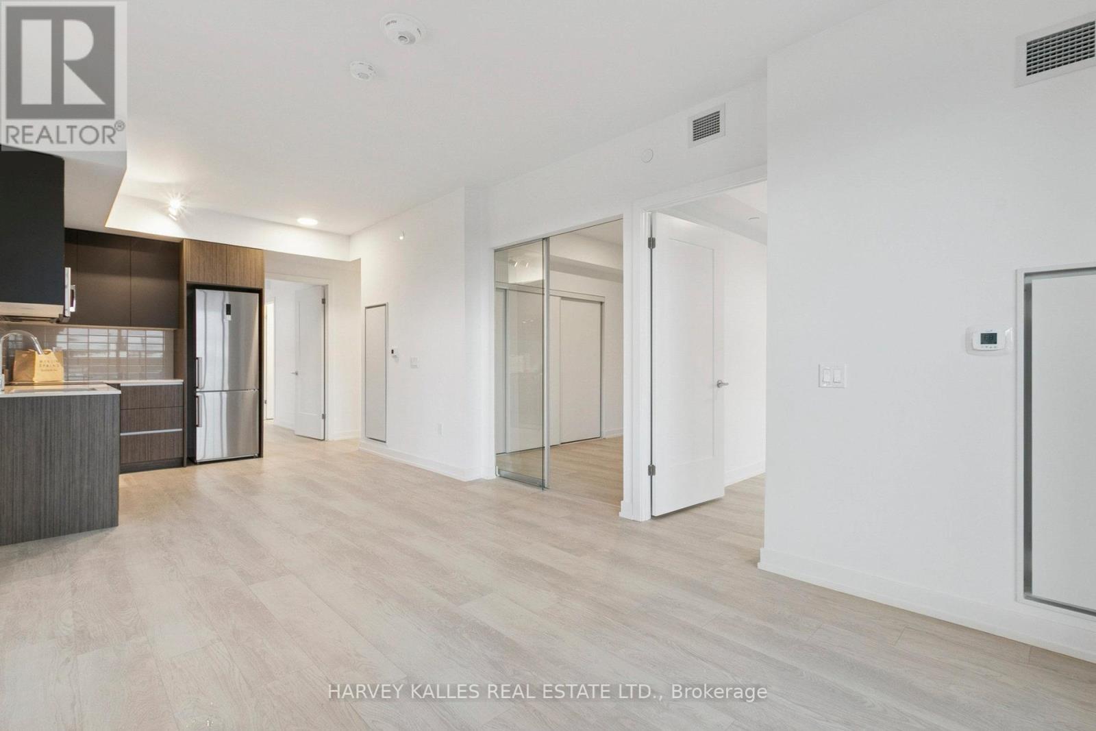 706 - 801 The Queensway, Toronto, Ontario M8Z 6A8 - Photo 8 - W13480946