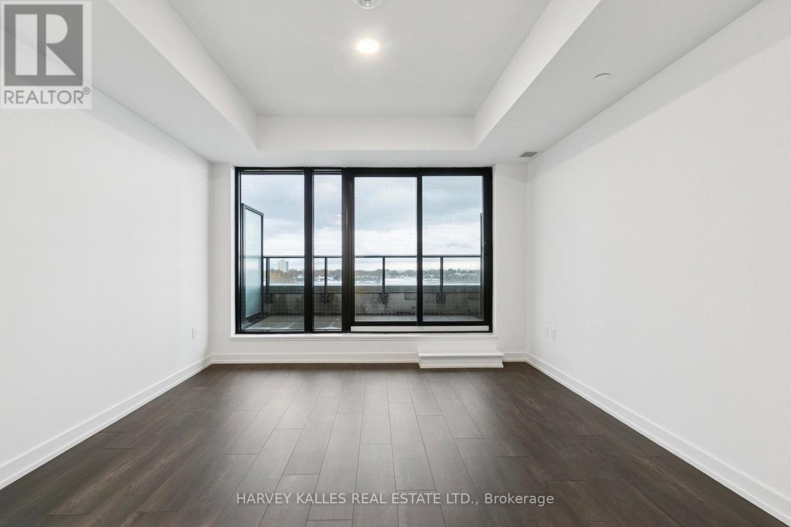 512 - 801 The Queensway, Toronto, Ontario  M8Z 6A8 - Photo 2 - W13480950