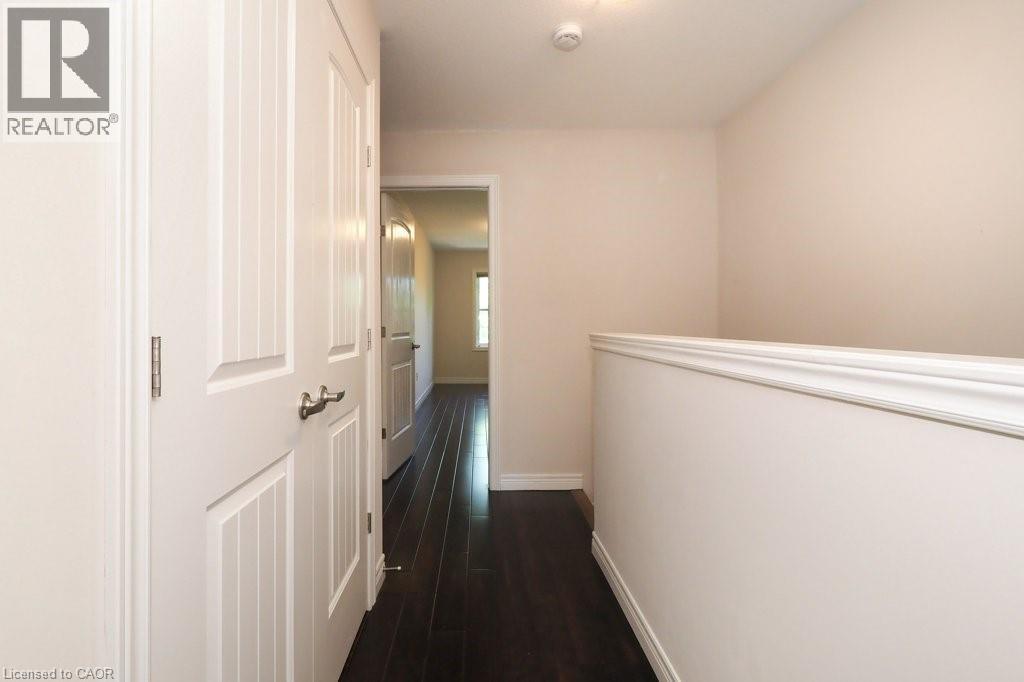 18 Robert Peel Road, Kitchener, Ontario  N2H 0B3 - Photo 16 - 40840913
