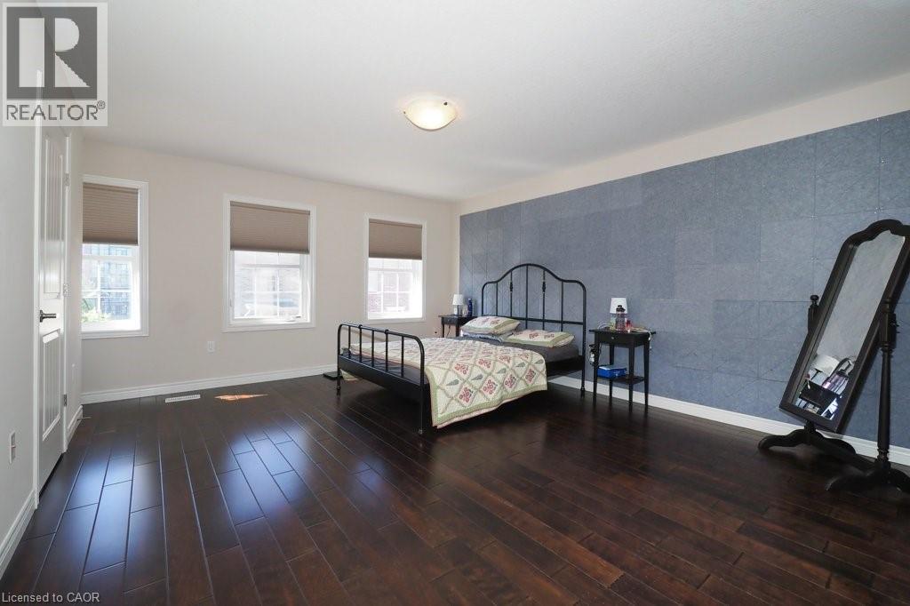 18 Robert Peel Road, Kitchener, Ontario  N2H 0B3 - Photo 18 - 40840912