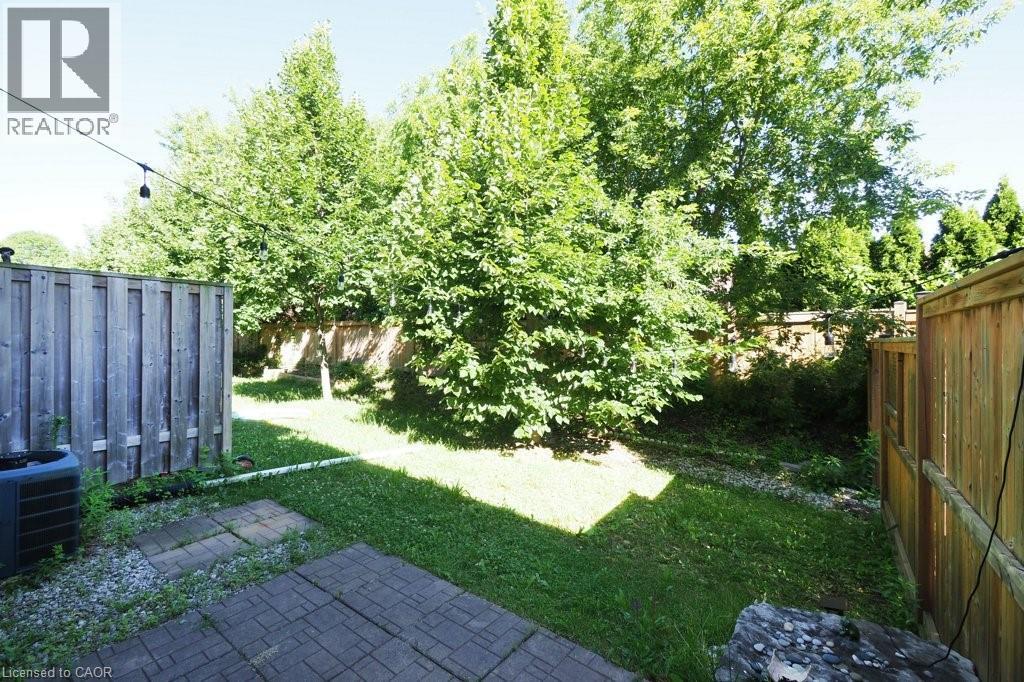 18 Robert Peel Road, Kitchener, Ontario  N2H 0B3 - Photo 32 - 40840912