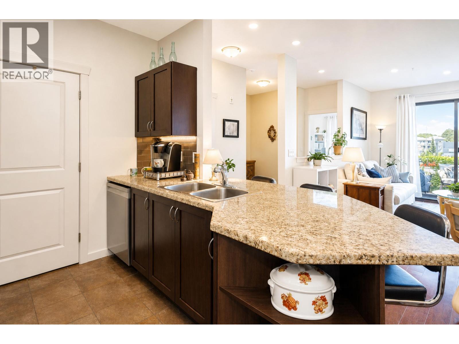 310 2336 Whyte Avenue, Port Coquitlam, British Columbia  V3C 0A7 - Photo 14 - R3139032