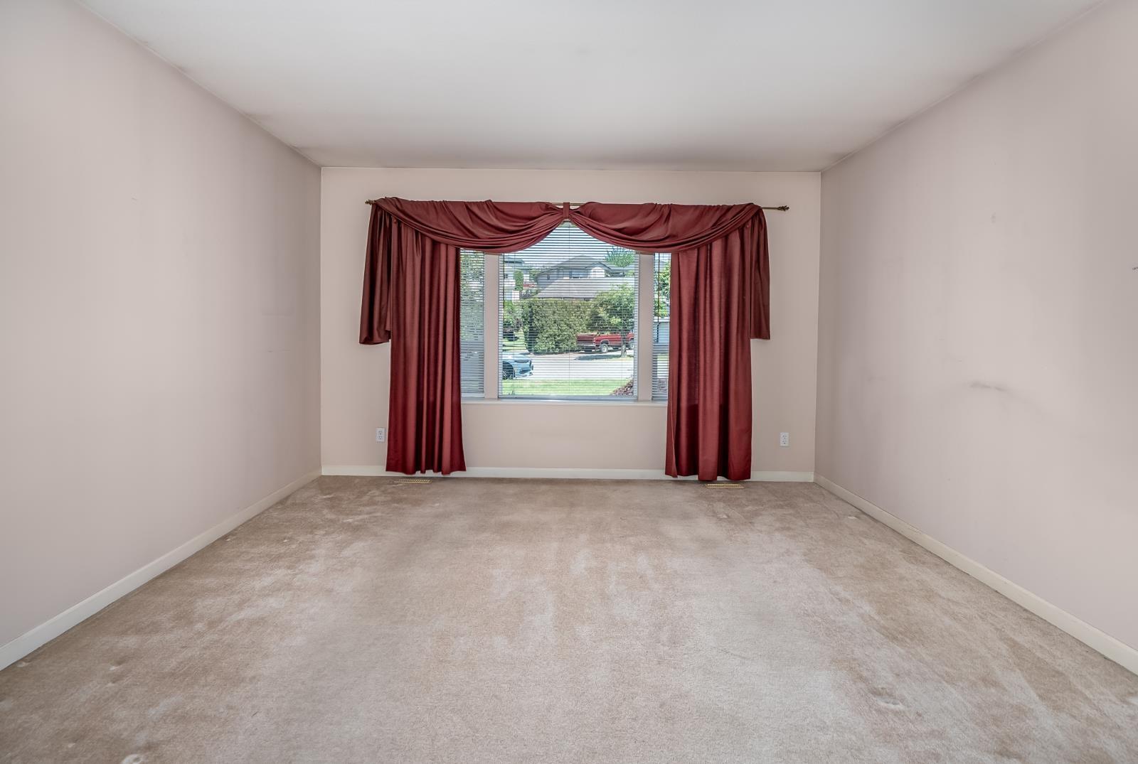 8258 Wharton Place, Mission, British Columbia V2V 7A4 - Photo 16 - R3139038