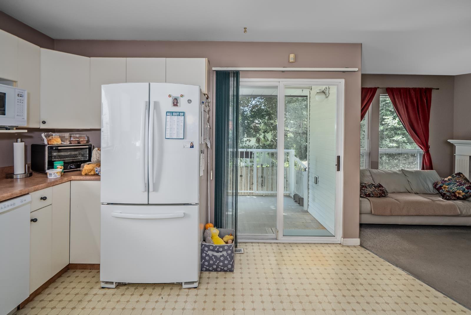 8258 Wharton Place, Mission, British Columbia V2V 7A4 - Photo 8 - R3139038