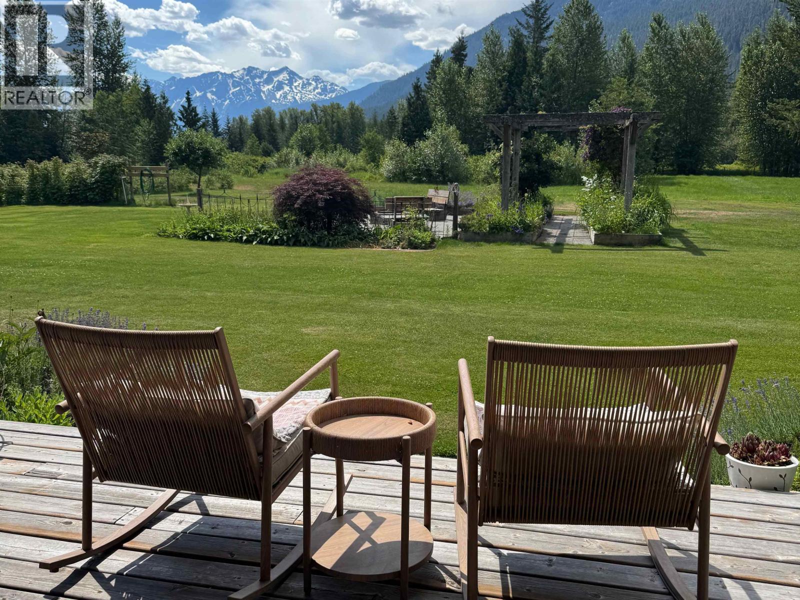 780 GREEN ROAD, Pemberton, British Columbia