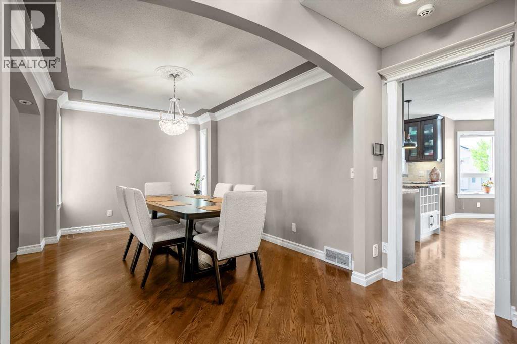 59 Signature Heights Sw, Calgary, Alberta  T3H 3C1 - Photo 8 - A2316963