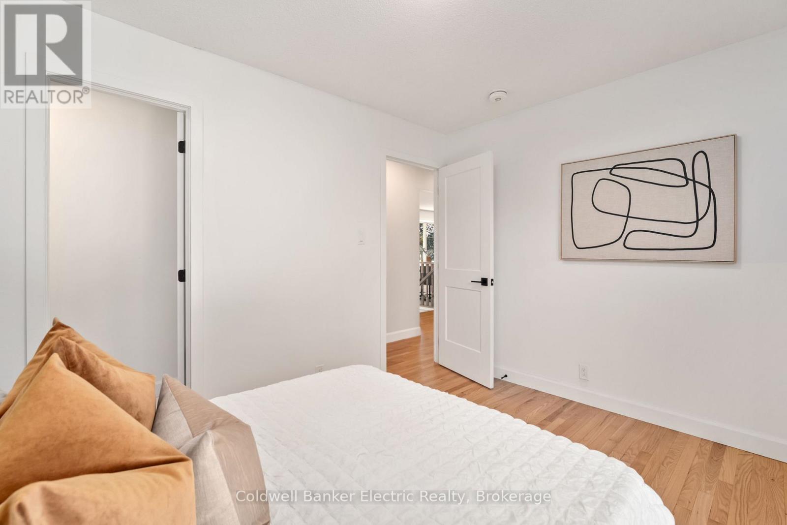 8b Pottinger Street, Kawartha Lakes, Ontario  K9V 3X3 - Photo 12 - X13481036