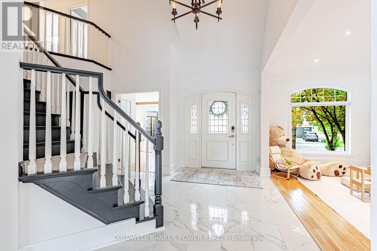 54 Grasmere Crescent, London North, Ontario  N6G 4N8 - Photo 7 - X13481060