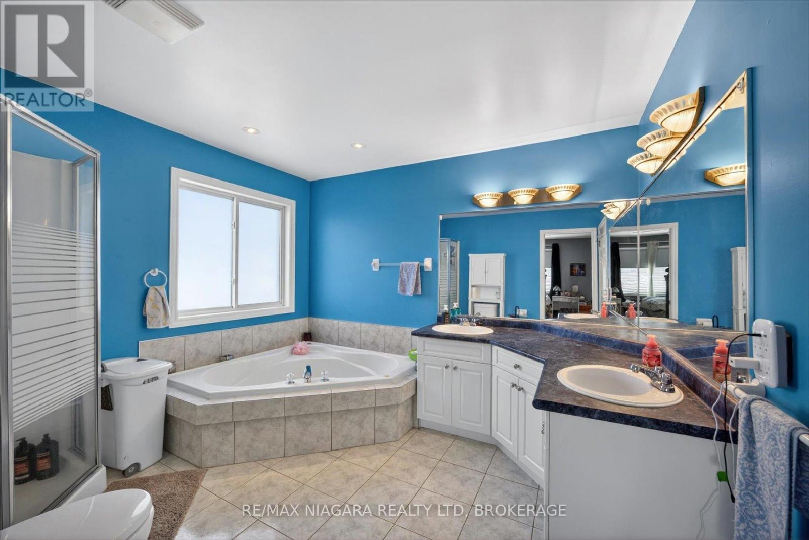 4457 Kathleen Crescent, Niagara Falls, Ontario  L2H 3H8 - Photo 22 - X13223148