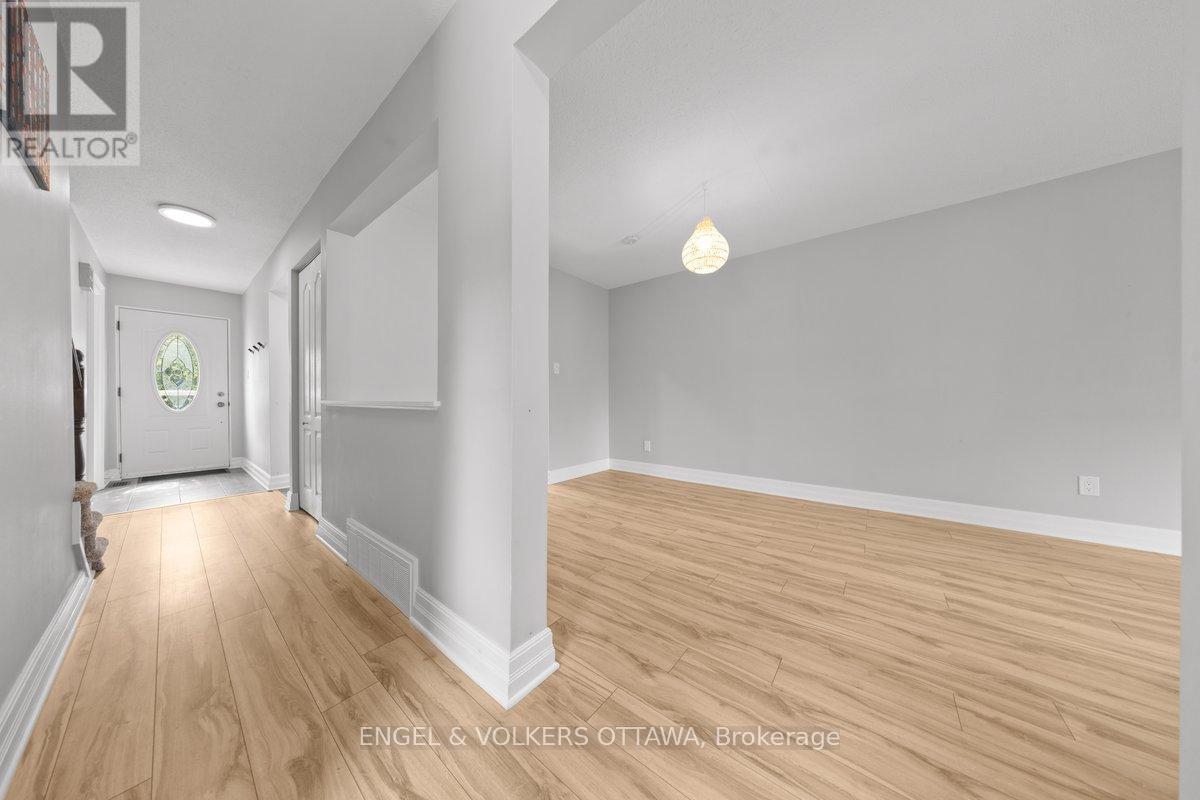 19 Wessex Road, Ottawa, Ontario  K2J 1S4 - Photo 11 - X13481058