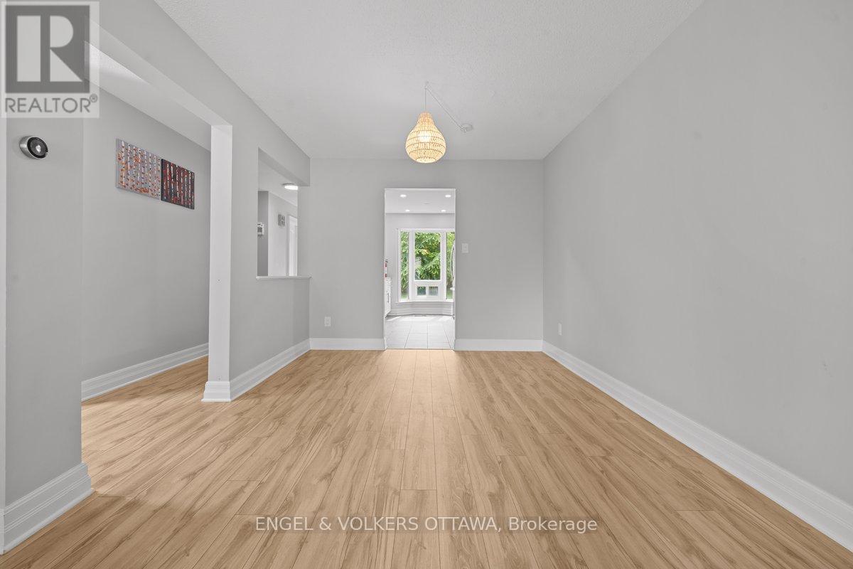 19 Wessex Road, Ottawa, Ontario  K2J 1S4 - Photo 8 - X13481058
