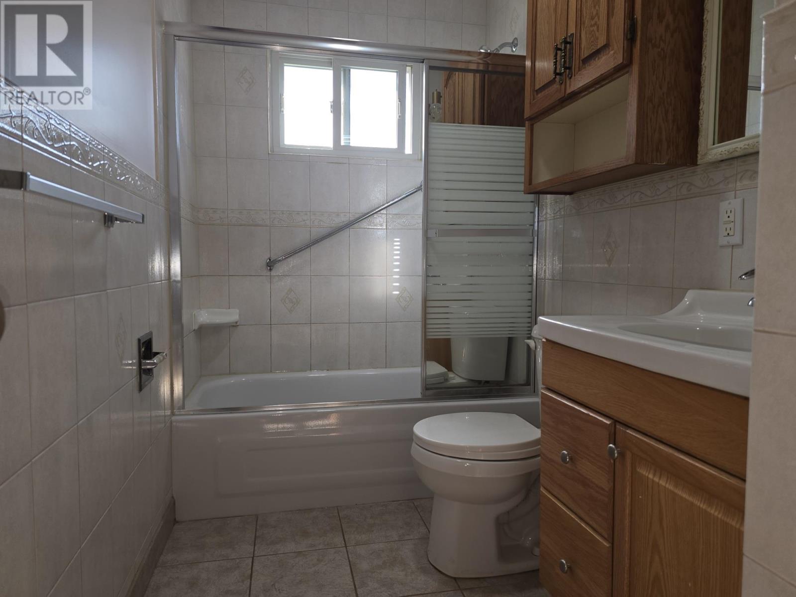 205 Edward St North, Thunder Bay, Ontario  P7C 4P1 - Photo 11 - TB2601659