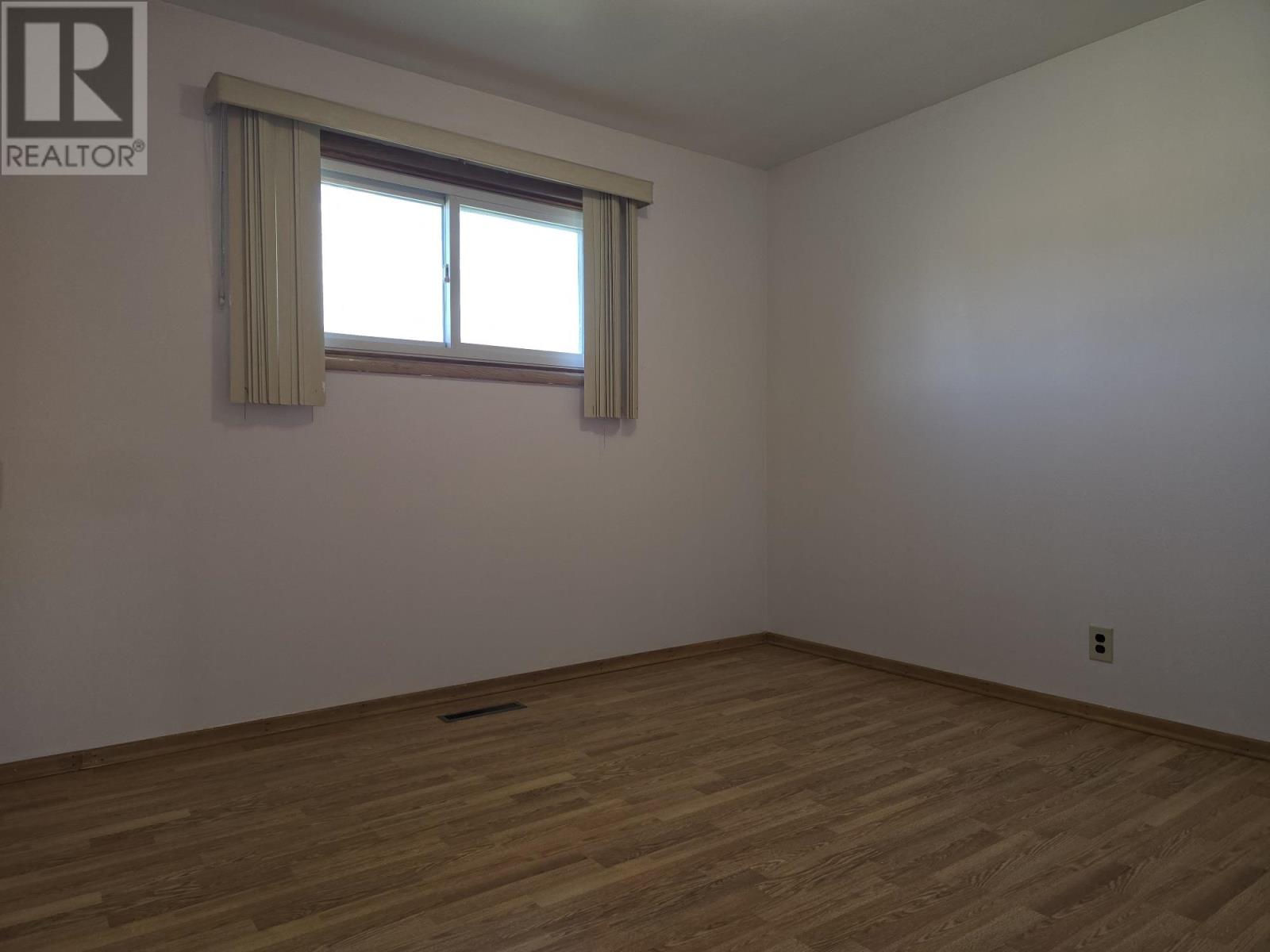 205 Edward St North, Thunder Bay, Ontario  P7C 4P1 - Photo 12 - TB2601659