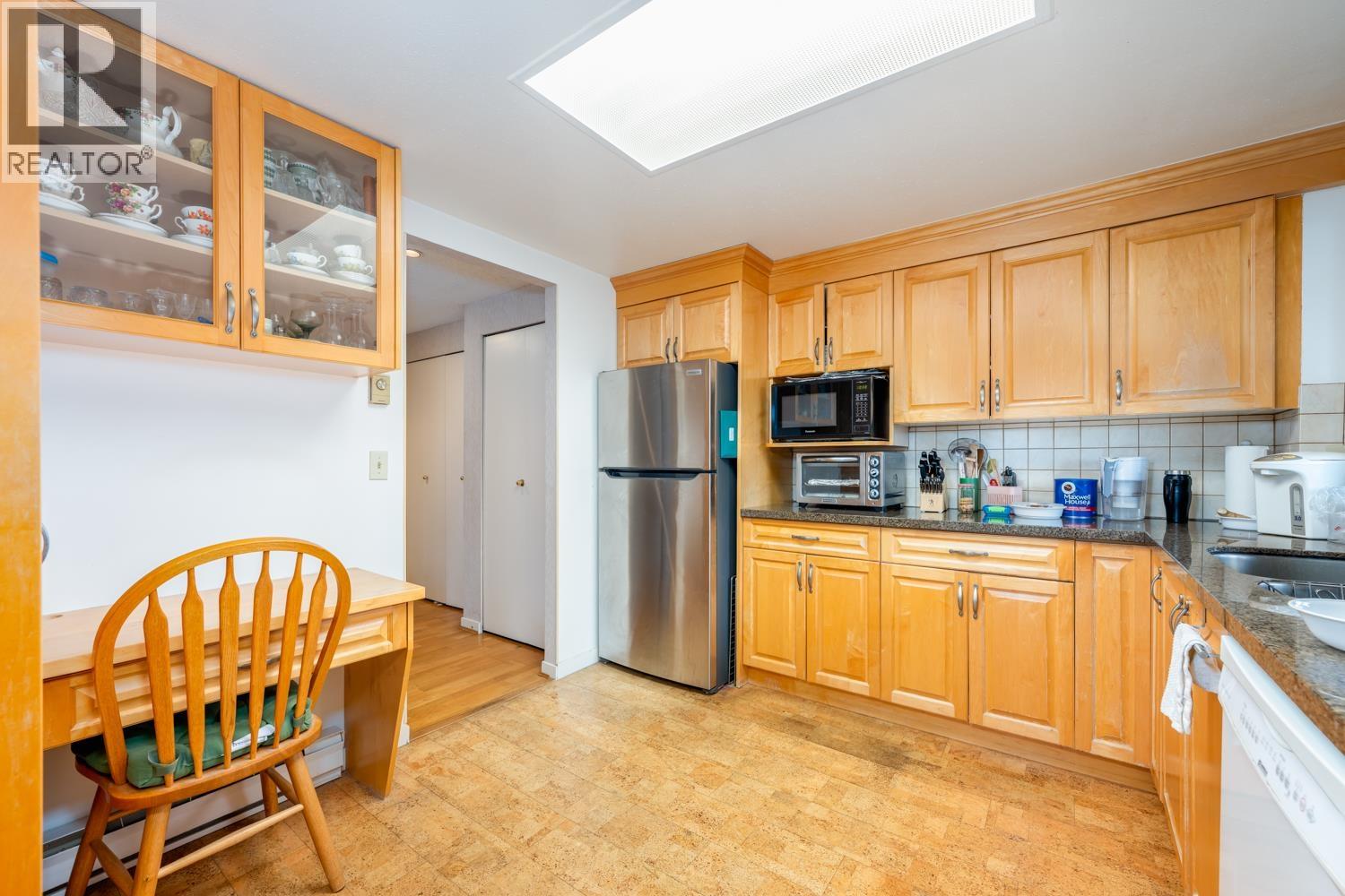 1601 6282 Kathleen Avenue, Burnaby, British Columbia  V5H 4J4 - Photo 8 - R3092384
