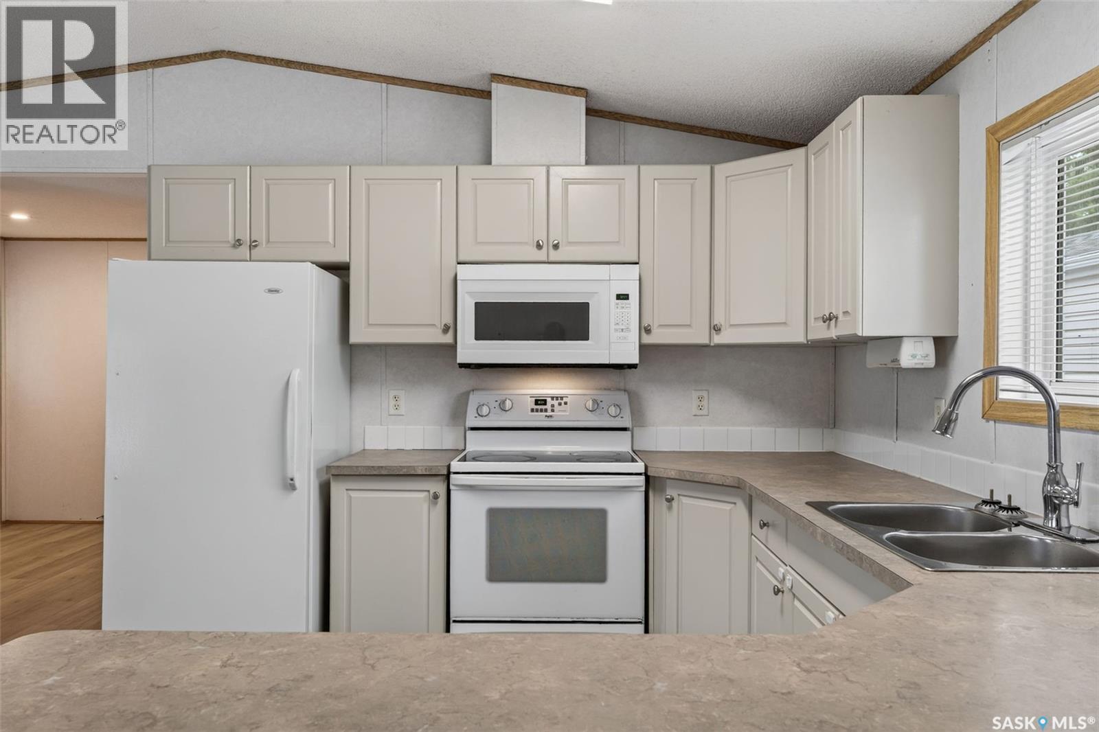 119 Railway Avenue, Kinistino, Saskatchewan  S0J 1H0 - Photo 14 - SK040423