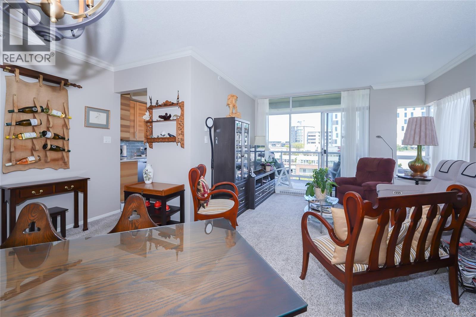 805 1020 View St, Victoria, British Columbia  V8V 4Y4 - Photo 9 - 1041303