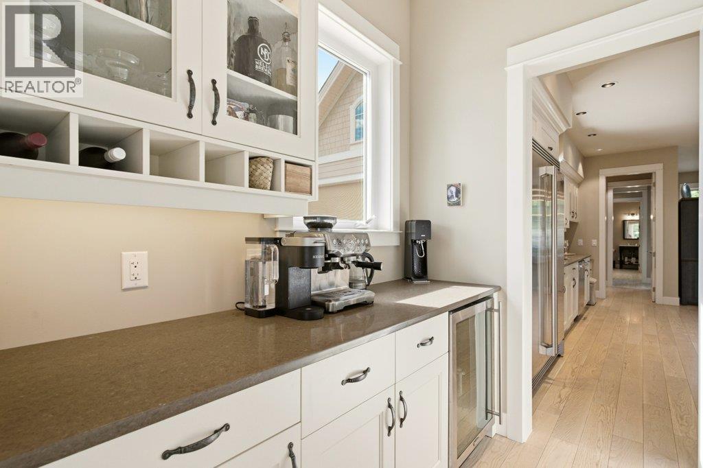 526 Metcalfe Avenue, Kelowna, British Columbia  V1W 5K8 - Photo 32 - 10391372
