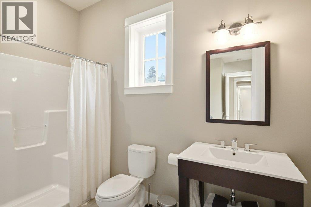 526 Metcalfe Avenue, Kelowna, British Columbia  V1W 5K8 - Photo 47 - 10391372