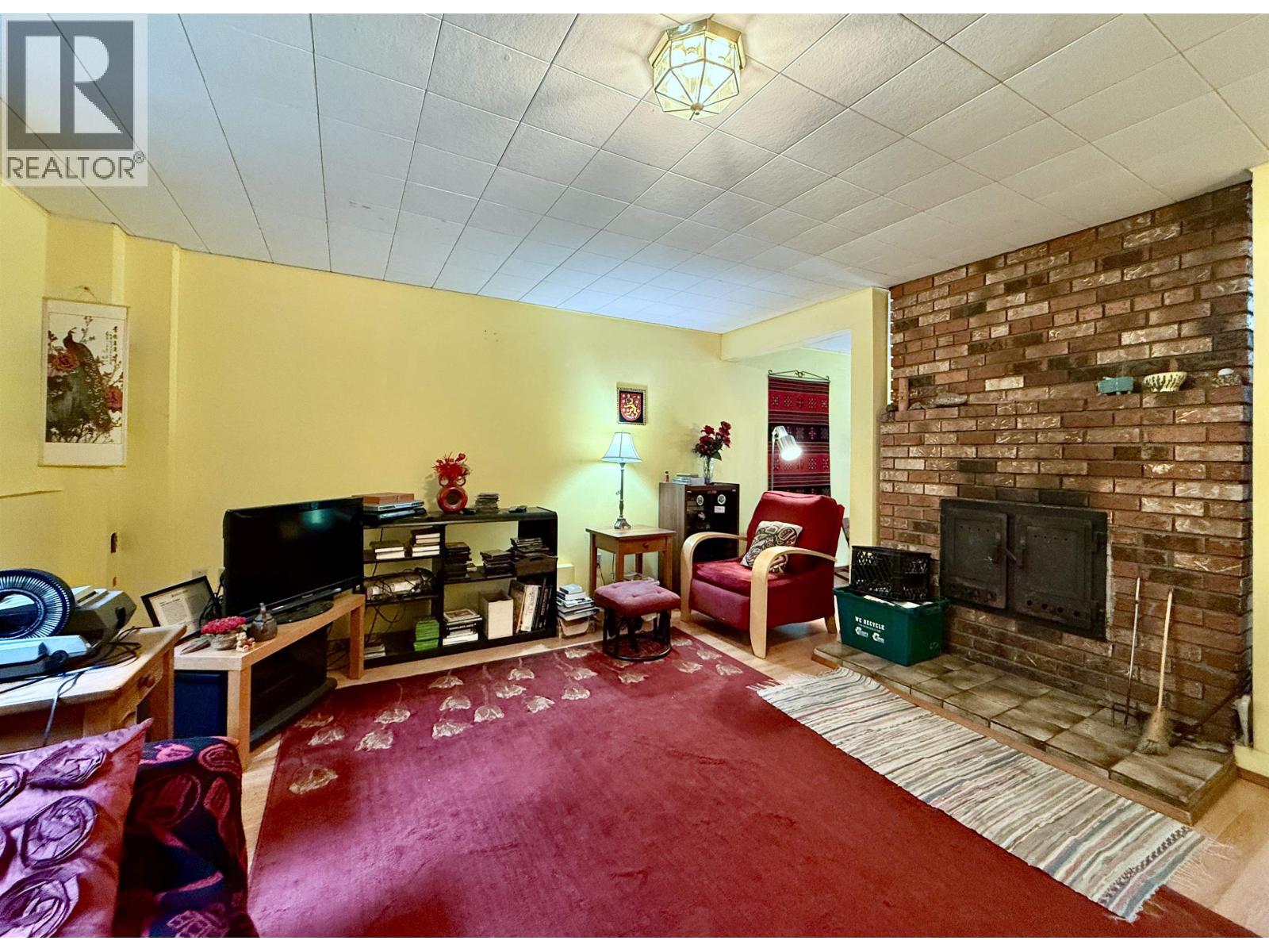 299 King Road, Gibsons, British Columbia  V0N 1V5 - Photo 18 - R3139071