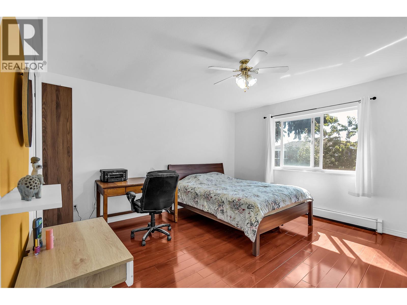 7922 16 Avenue, Burnaby, British Columbia  V3N 1R3 - Photo 14 - R3139102