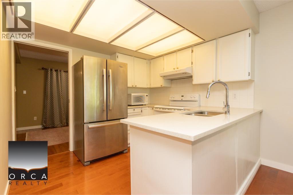 885 Frederick Road, North Vancouver, British Columbia  V7K 2Y5 - Photo 3 - R3139062