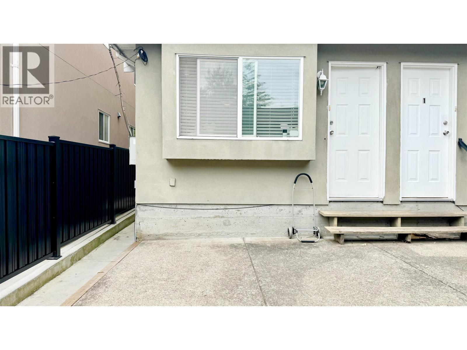 Unknown Address, ,    - Photo 3 - R3139083